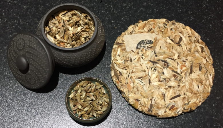 普洱芽苞、抽出前、干茶